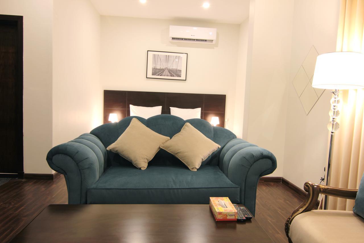 Towlan Al Rawdah الرياض